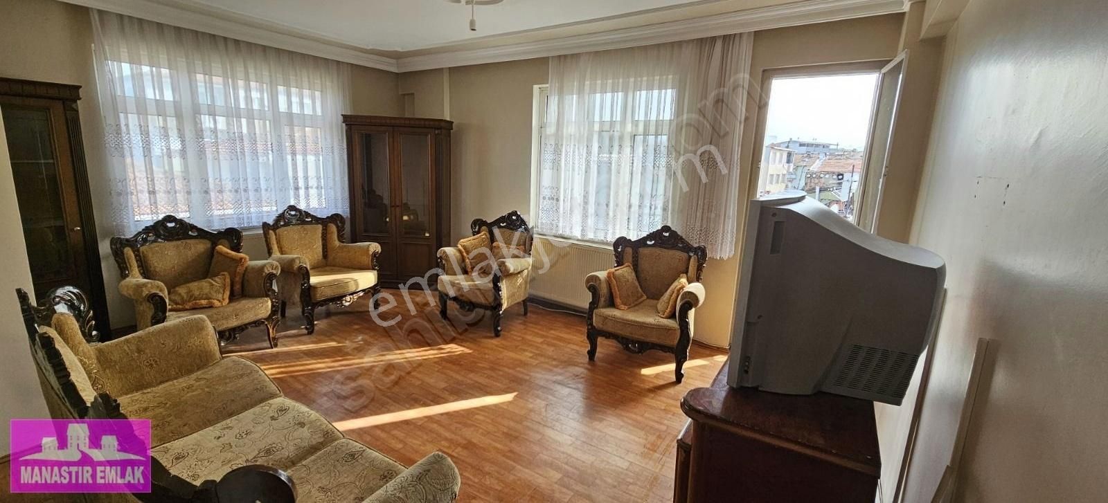 Gemlik Eşref Dinçer Kiralık Daire MANASTIR EMLAK'TAN FUL EŞYALI KİRALIK 3+1 DAİRE 12.000 TL