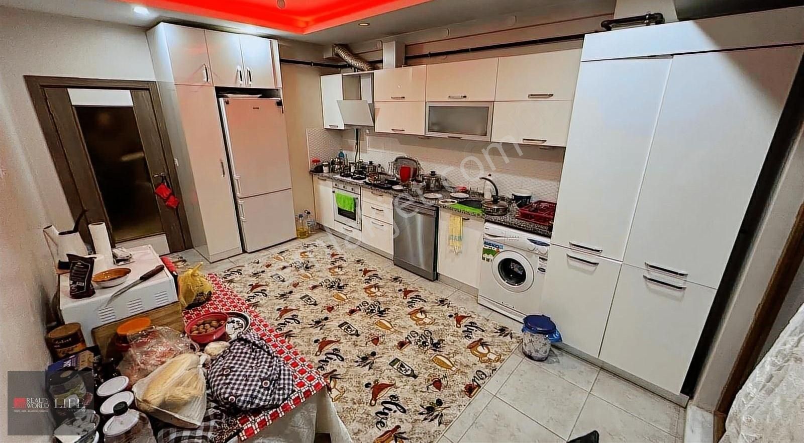 Tepebaşı Zafer Satılık Daire RW LIFE GAZİ YAKUP SATAR CADDESİNDE TERASLI 3+1 NET 128M2 DAİRE