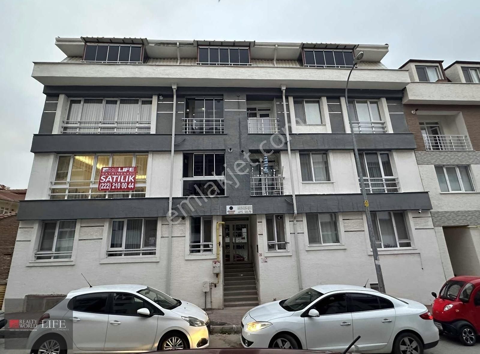 Odunpazarı Yıldıztepe Satılık Daire RW LIFE/ YILDIZTEPE MH ÖZKAYA SOKAKTA 4+1 ARA KAT SATILIK DAİRE