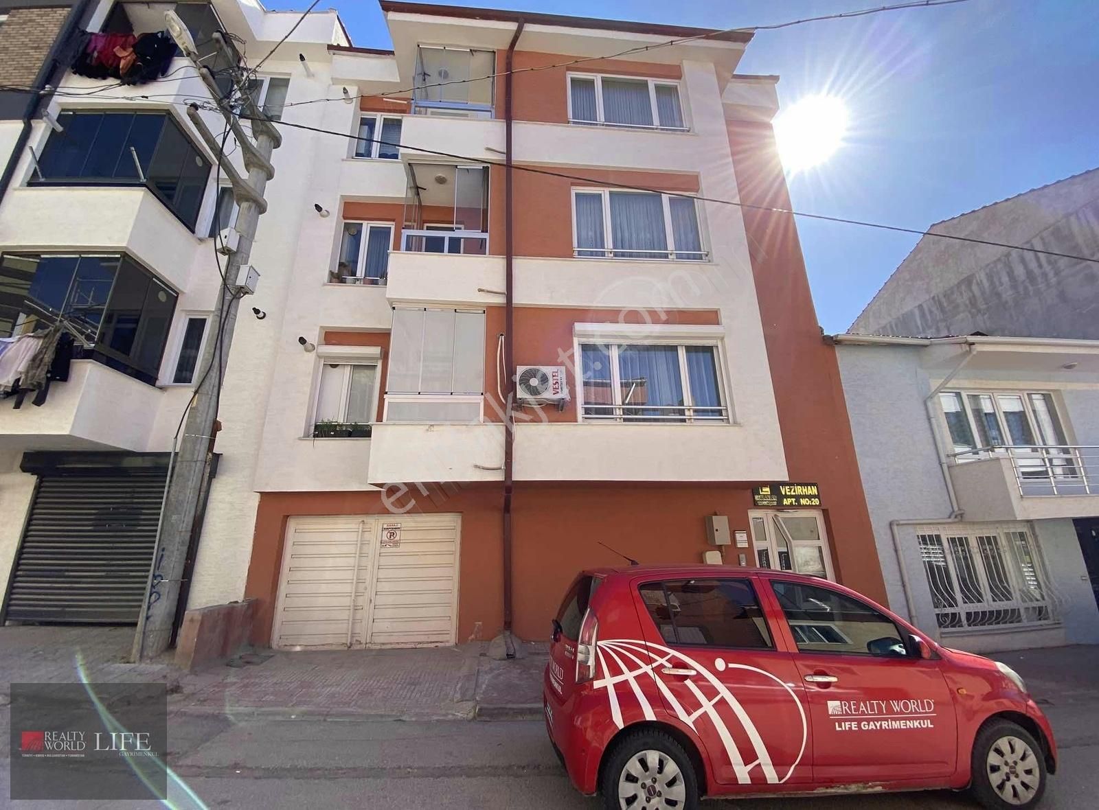 Odunpazarı 71 Evler Satılık Daire RW LIFE/ 71 EVLER MAHALLESİ YENİYOL SK. 3+1 130M2 SATILIK DAİRE