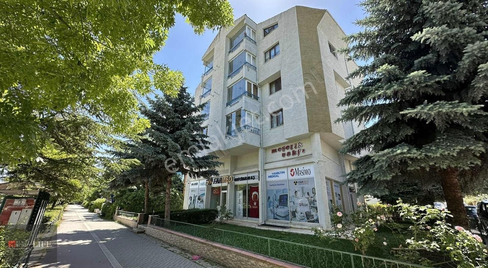 Odunpazarı Büyükdere Satılık Daire RWLIFE / ATATÜRK BULVARI ÜZERİNDE SATILIK TERASLI 6+1 DAİRE