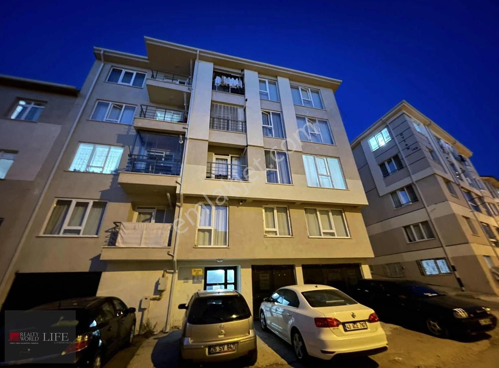 Odunpazarı Büyükdere Satılık Daire RW LIFE / BÜYÜKDERE MH. ASANSÖRLÜ 2+1 SATILIK BAKIMLI DAİRE