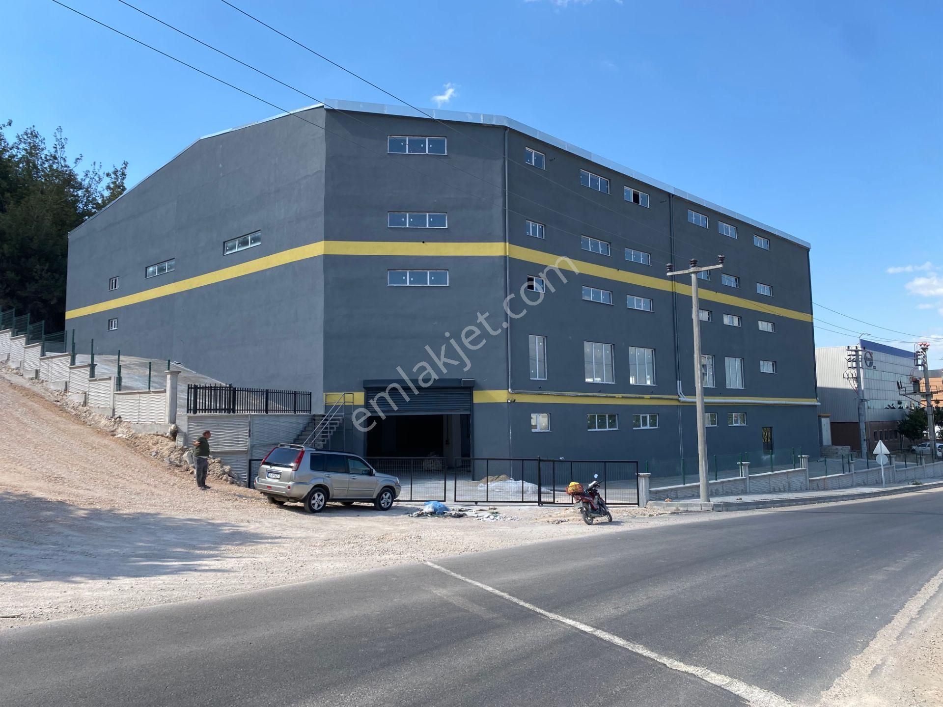 Nilüfer Kayapa Kiralık Fabrika  NİLÜFER KAYAPA OSB'DE 5250m2 3 KATLI KİRALIK FABRİKA 500000₺