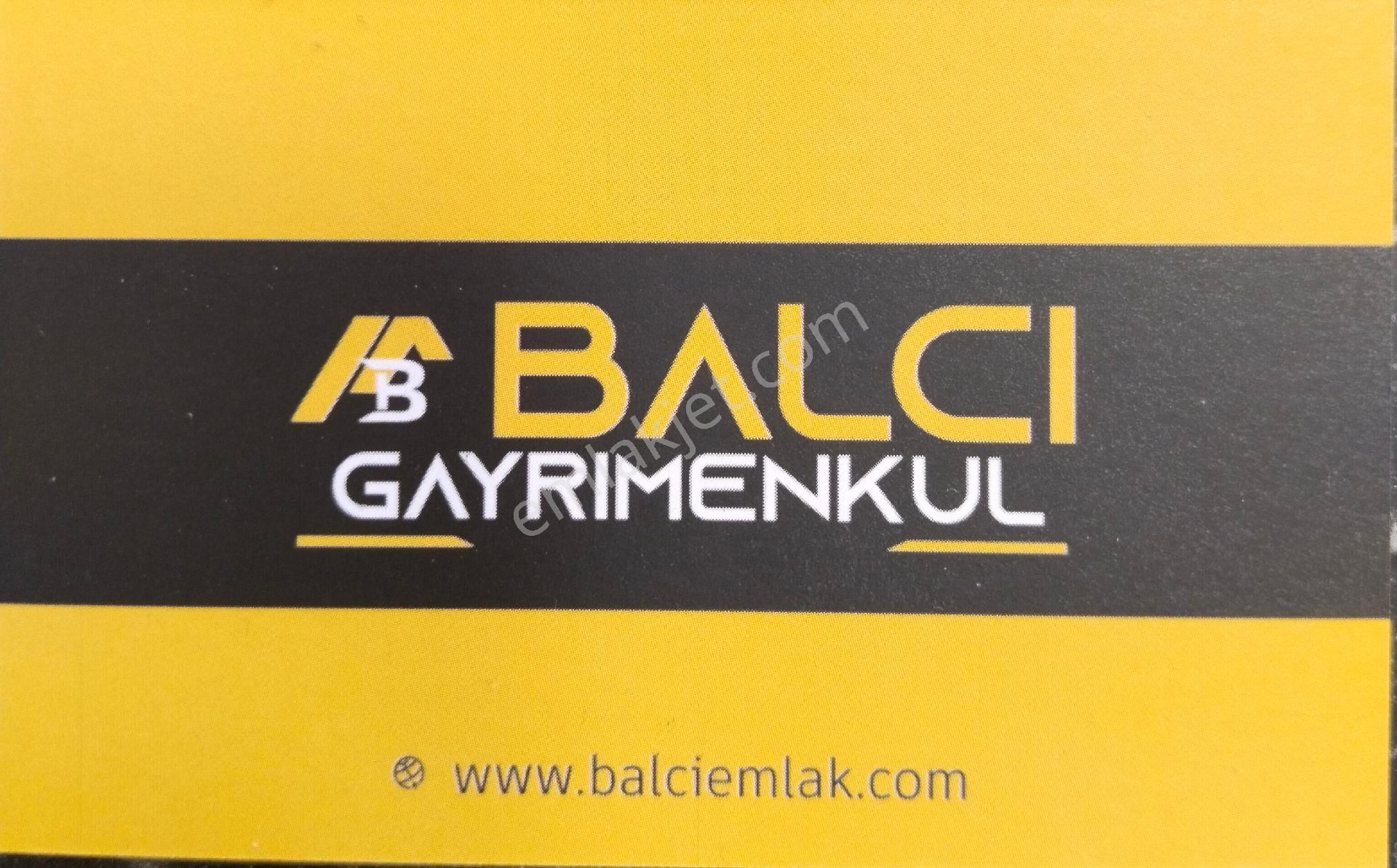 Sultangazi Cebeci Kiralık Daire Balcı gayrimenkul tranvaya cephe ARAKAT daire 