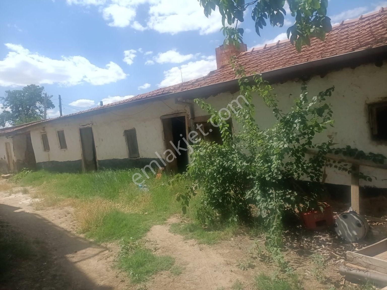 Çavdar Emlaktan Satılık Anayol Kenarında Ruhsatlı İki Katlı Müstakil Ev - Görsel 3