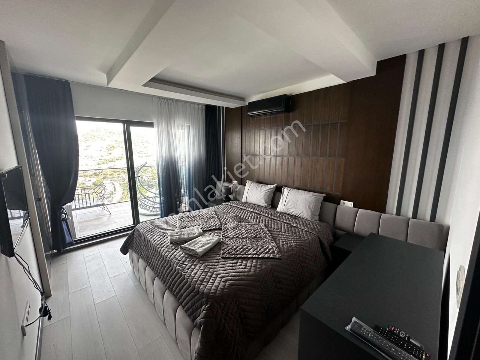 Yalıkavak Gerişte Muhteşem Manzaralı Yaz Sezonlu 4+1 Dublex Havuzlu Site İçinde - Görsel 6