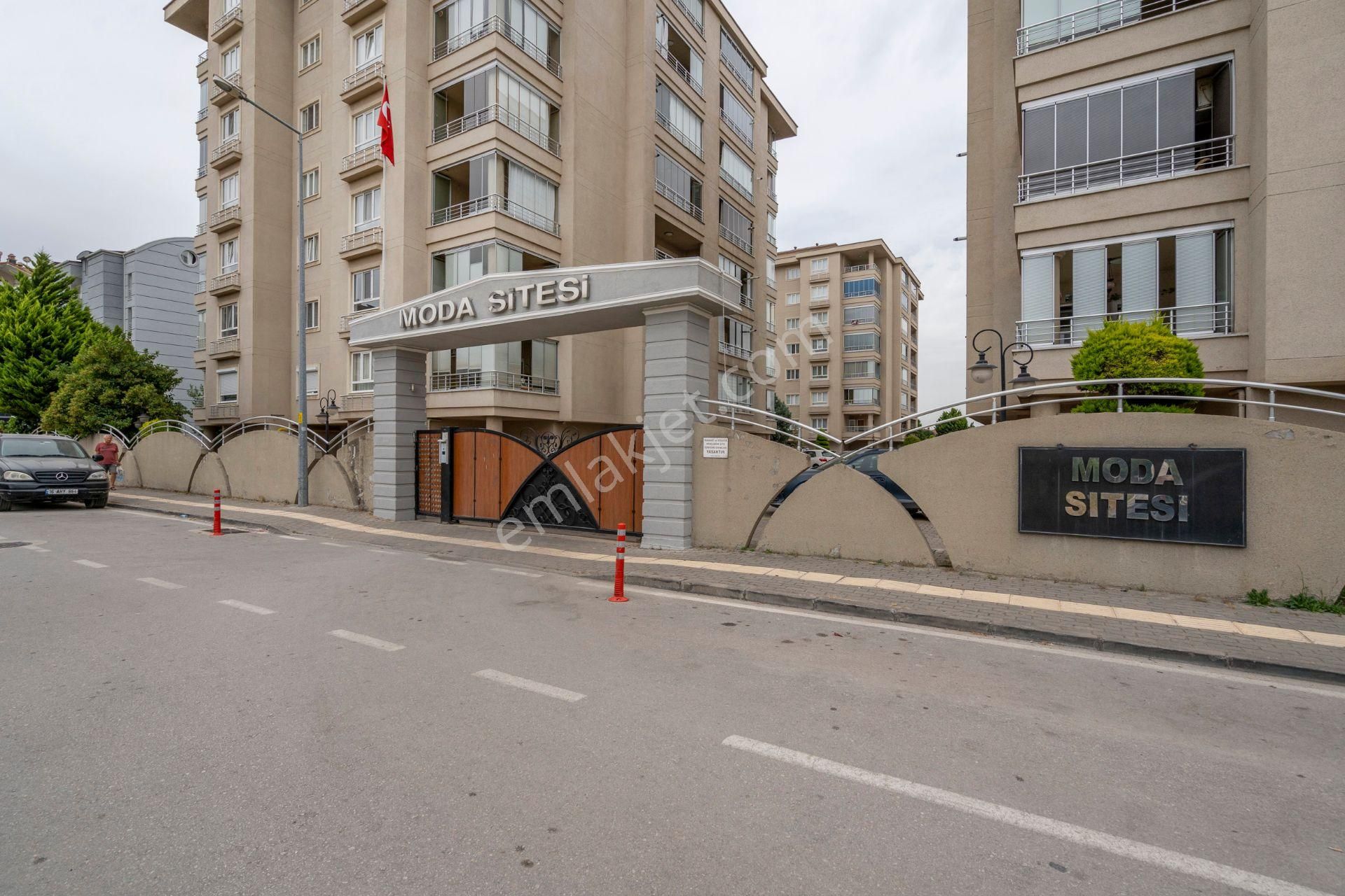 Nilüfer Altınşehir Satılık Daire  ALTINŞEHİR DE SİTE İÇİ ŞEHİR MANZARALI SATILIK GENİŞ 3+1 DAİRE