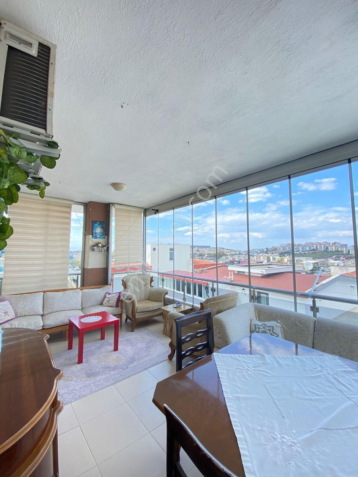 Kuşadası Değirmendere Satılık Daire  KUŞADASI DEĞİRMENDEREDE GENİŞ BALKONLU 2+1 SATILIK DAİRE