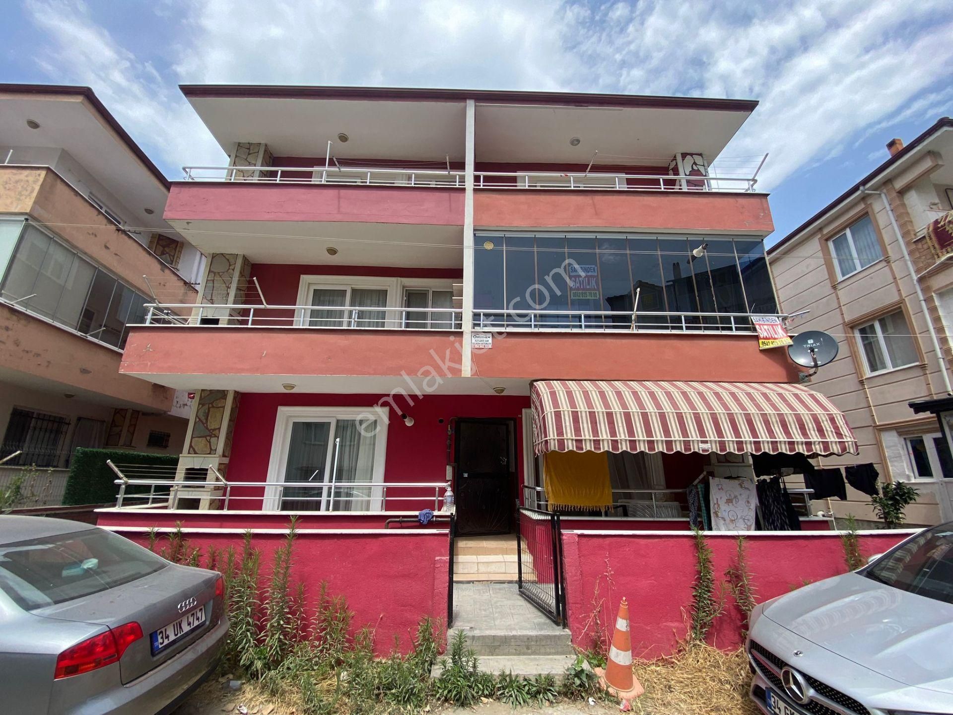 Karasu Yalı Satılık Daire  32 EVLER MERKEZDE DENİZ MANZARALI ÖN CEPHE 2+1 SATILIK DAİRE