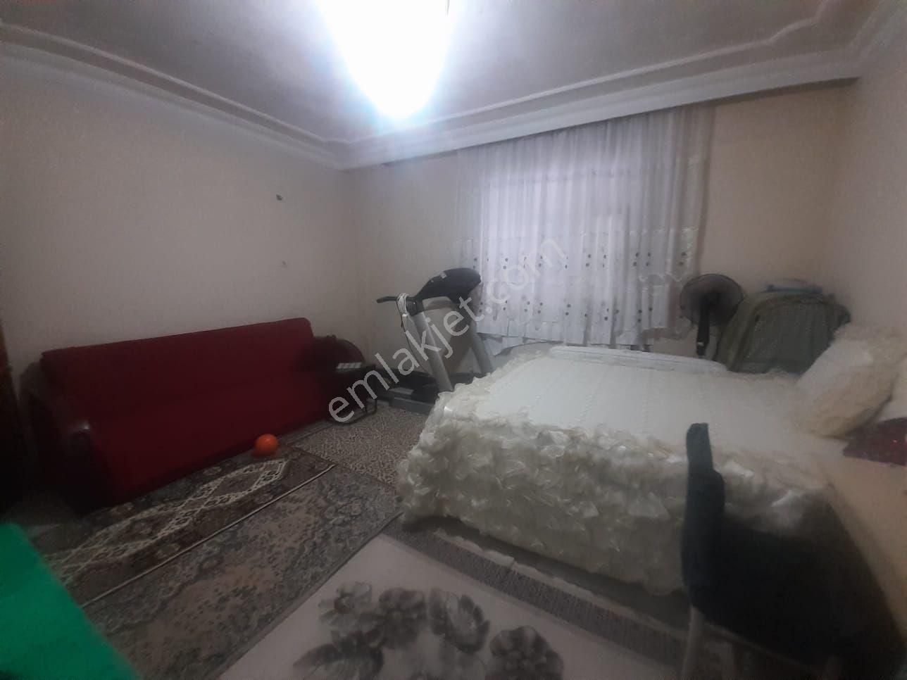 Bağcılar Yıldıztepe Satılık Daire 3+1 100M2 SATILIK DAİRE 