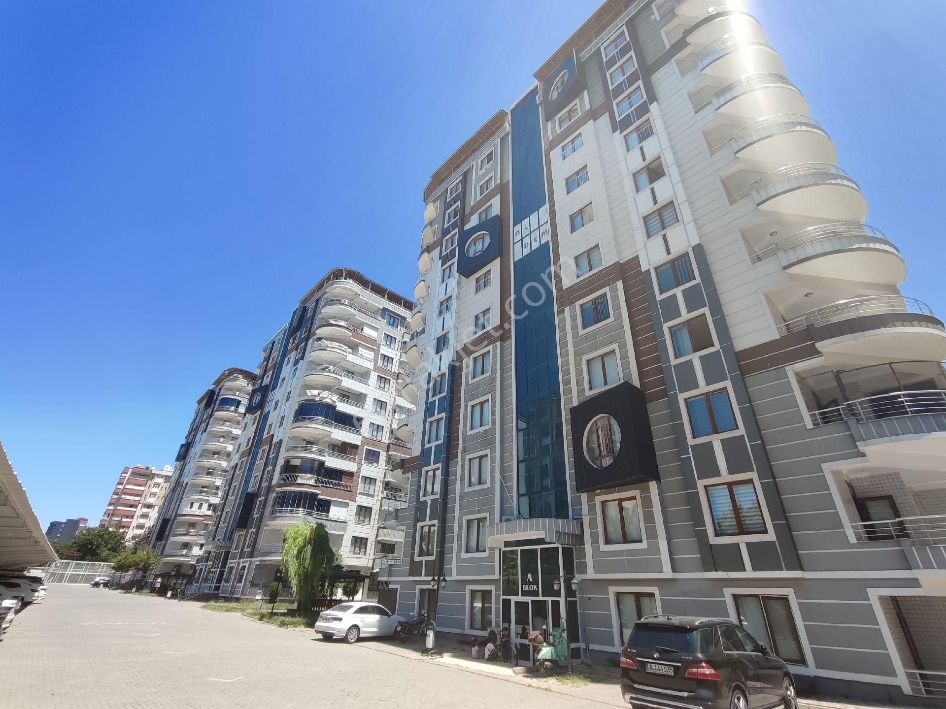 Karaköprü Ali Baba Kiralık Daire CADDE 17 EMLAKTAN 4+1 KİRALIK DAİRE