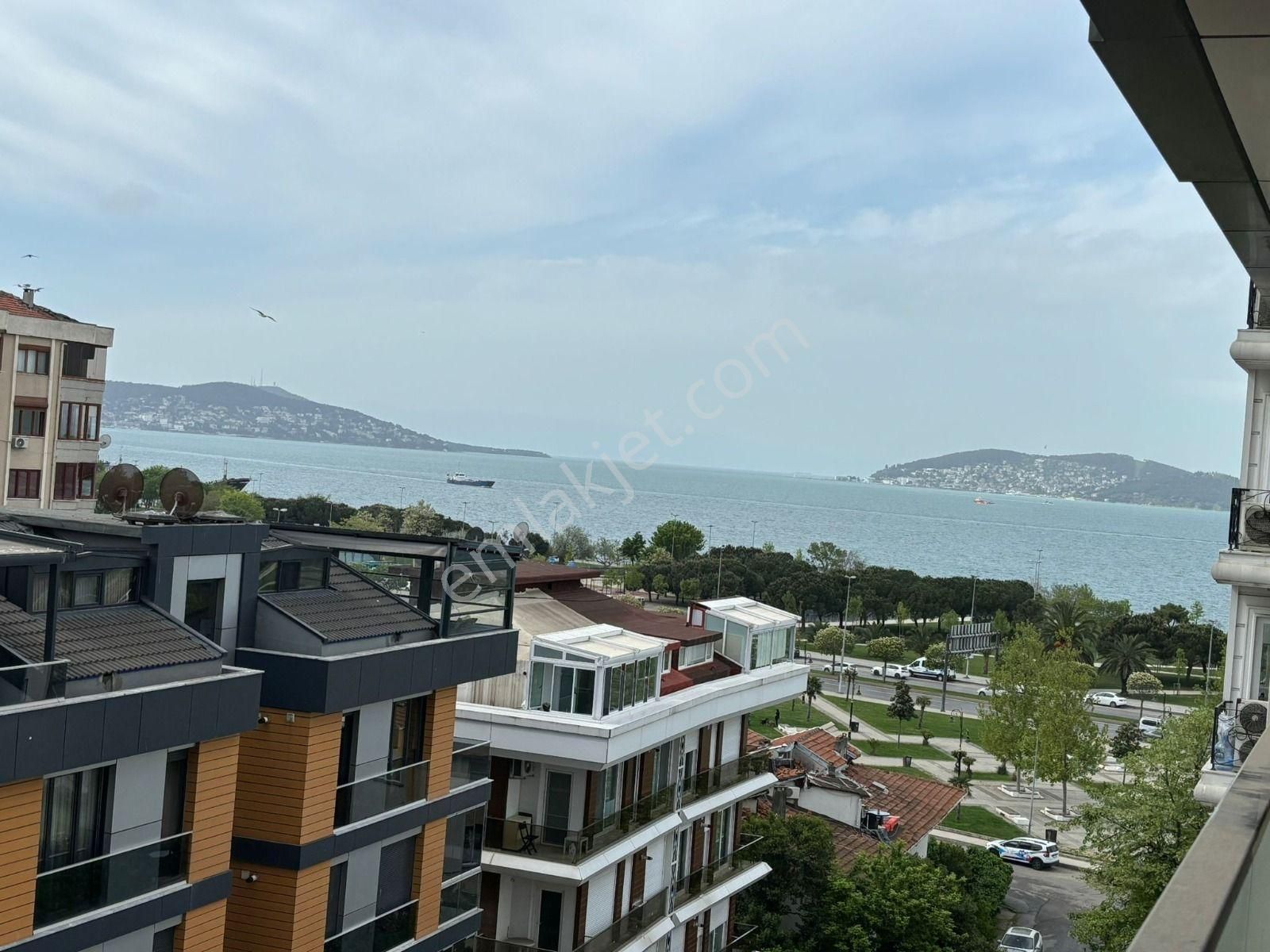 Maltepe Yalı Satılık Daire YALI MAHALLESİ SAHİLDE DENİZ MANZARALI 3+1 130M2 YENİ BİNADA 