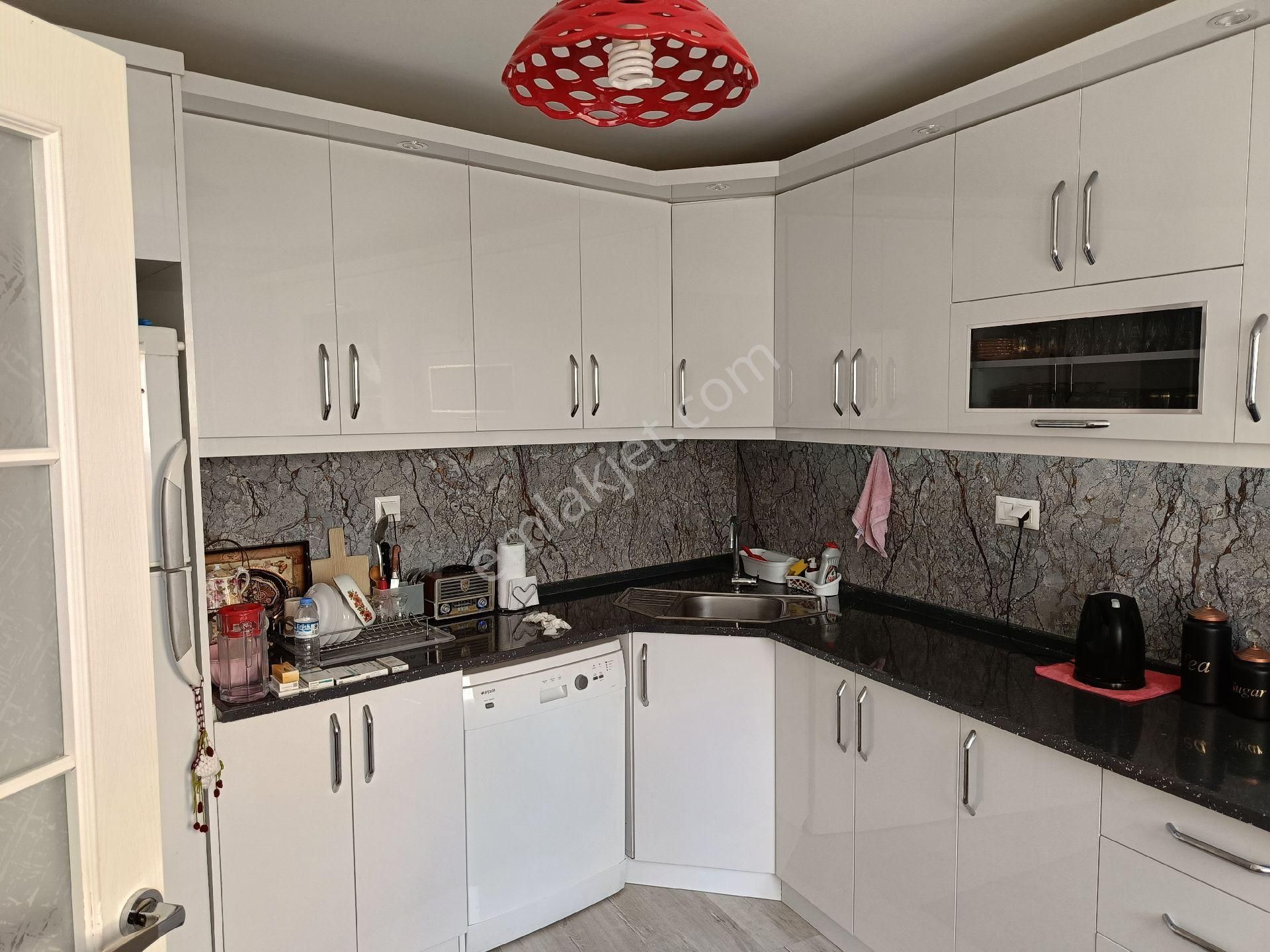 Bursa Yıldırım Derebahçe Davutkadı Mhde Satılık Tripleks Müstakil Ev - Görsel 17