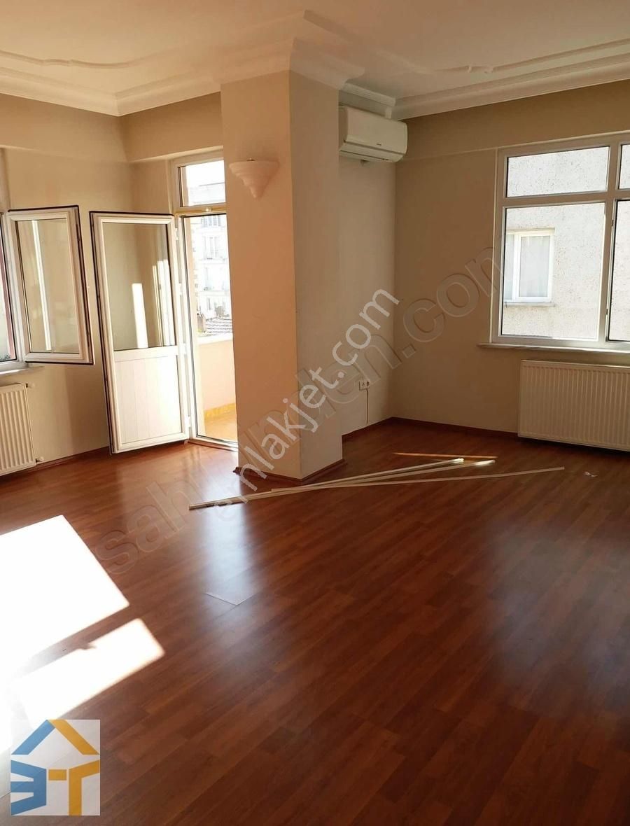 Ümraniye Mehmet Akif Satılık Daire ELALMIŞ CADDESİNDE 2+1 GENİŞ FERAH BALKONLU FIRSAT DAİRE