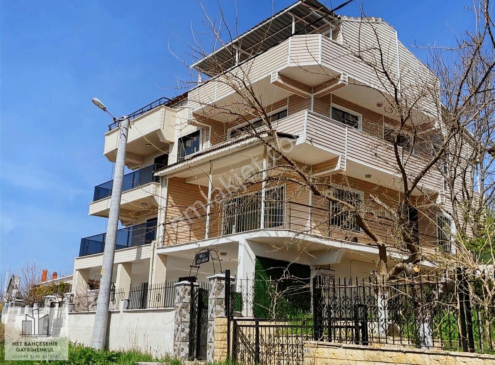 Marmaraereğlisi Yeniçiftlik Satılık Villa MARMARA EREĞLİ ESENTEPE MEVKİİNDE 4+1 VİLLA