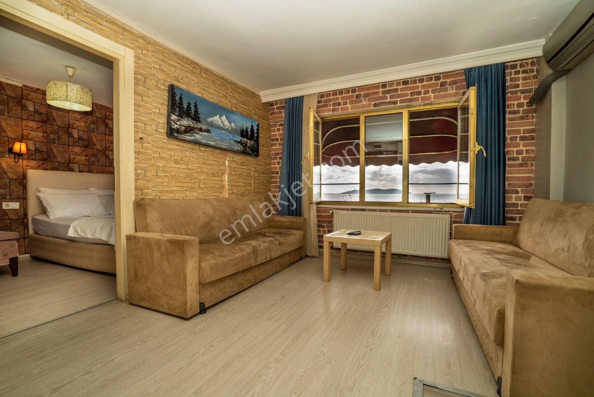 Kadıköy Bostancı Günlük Kiralık Daire   **BOSTANCI KÖPRÜSÜNE 2 DK MESAFEDE DENİZ MANZARALI**