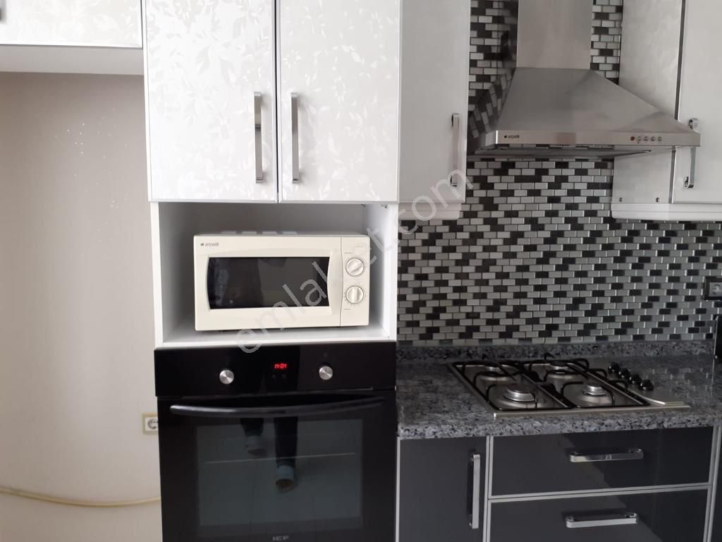 Bornova Gazi Osman Paşa Kiralık Daire Çamdibi Kartal Durağında Geniş Ferah 3+1 Daire