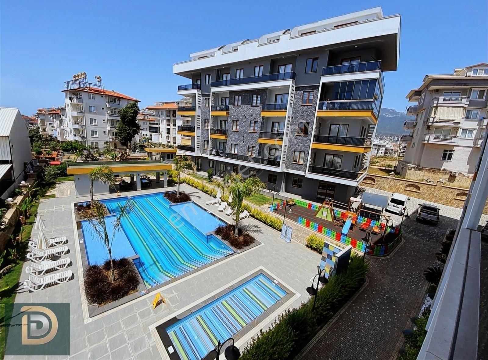 Alanya Oba Satılık Daire ALANYA OBA'DA SATILIK 3+1 AKTİVİTELİ SİTE İÇERİSİNDE LÜKS DAİRE