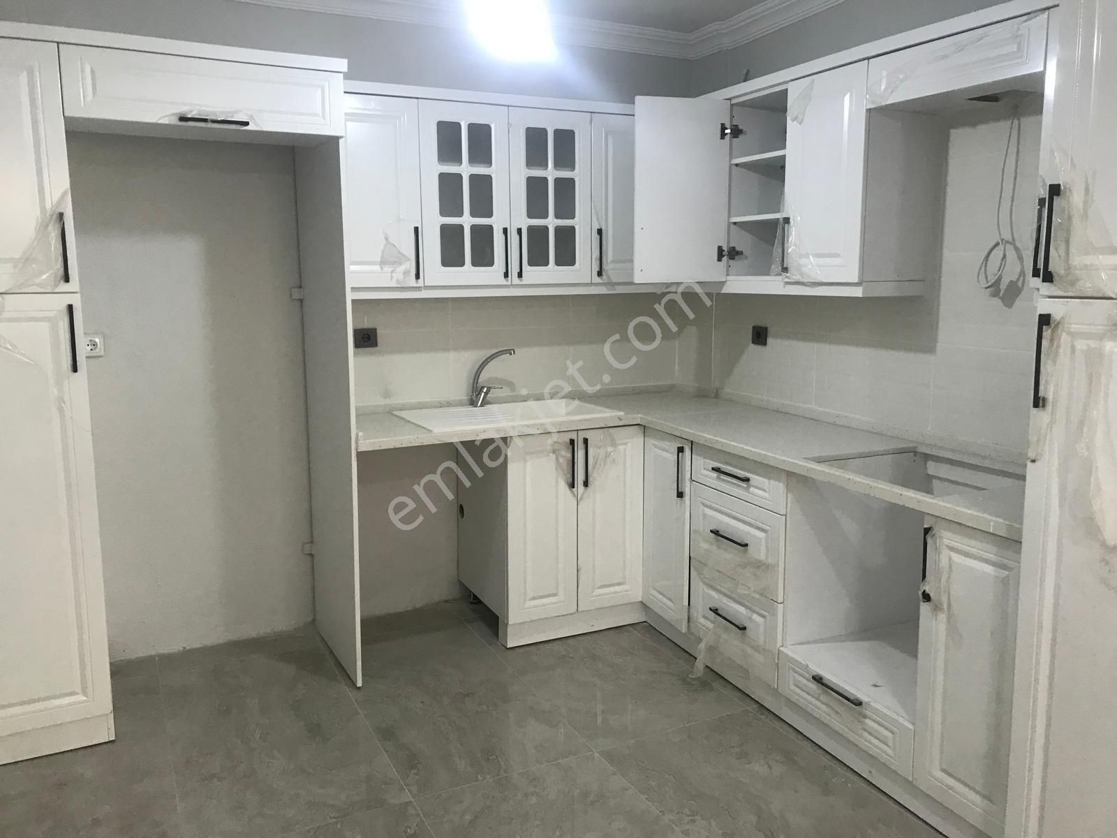 Akhisar Ragıp Bey Kiralık Daire Ragıpbey Doalgazlı Kiralık Daire (emin'den)