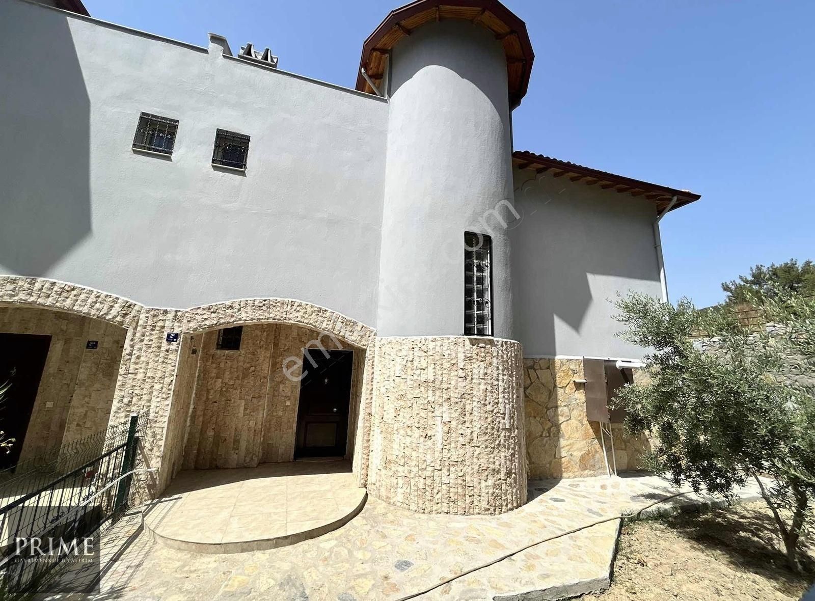 Kuşadası Bayraklıdede Kiralık Villa PRİME GAYRİMENKULDEN KİRALIK VİLLA