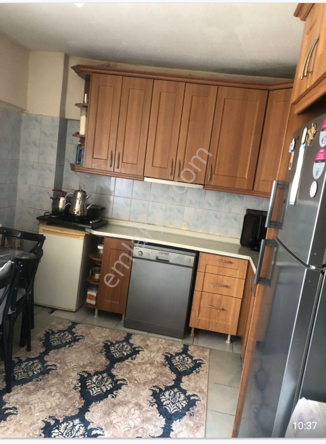 Arnavutköy İmrahor Satılık Daire Arnavutköy imrahor'da satılık 2+1 giriş kat daire