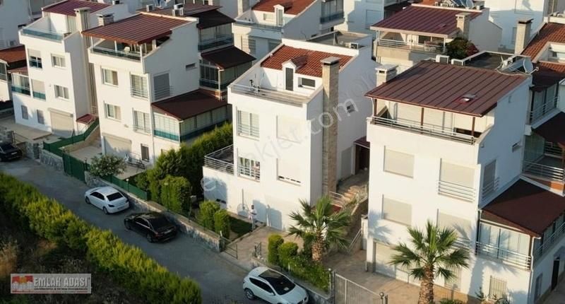 Kuşadası İkiçeşmelik Satılık Villa KUŞADASI MARİNA MEVKİİ TEK MÜSTAKİL SATILIK VİLLA