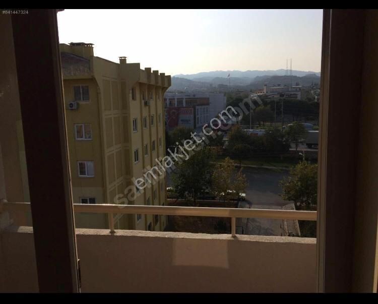 Turgutlu Şehitler Satılık Daire  TURGUTLU ŞEHİTLER MAH. DE SATILIK DAİRE