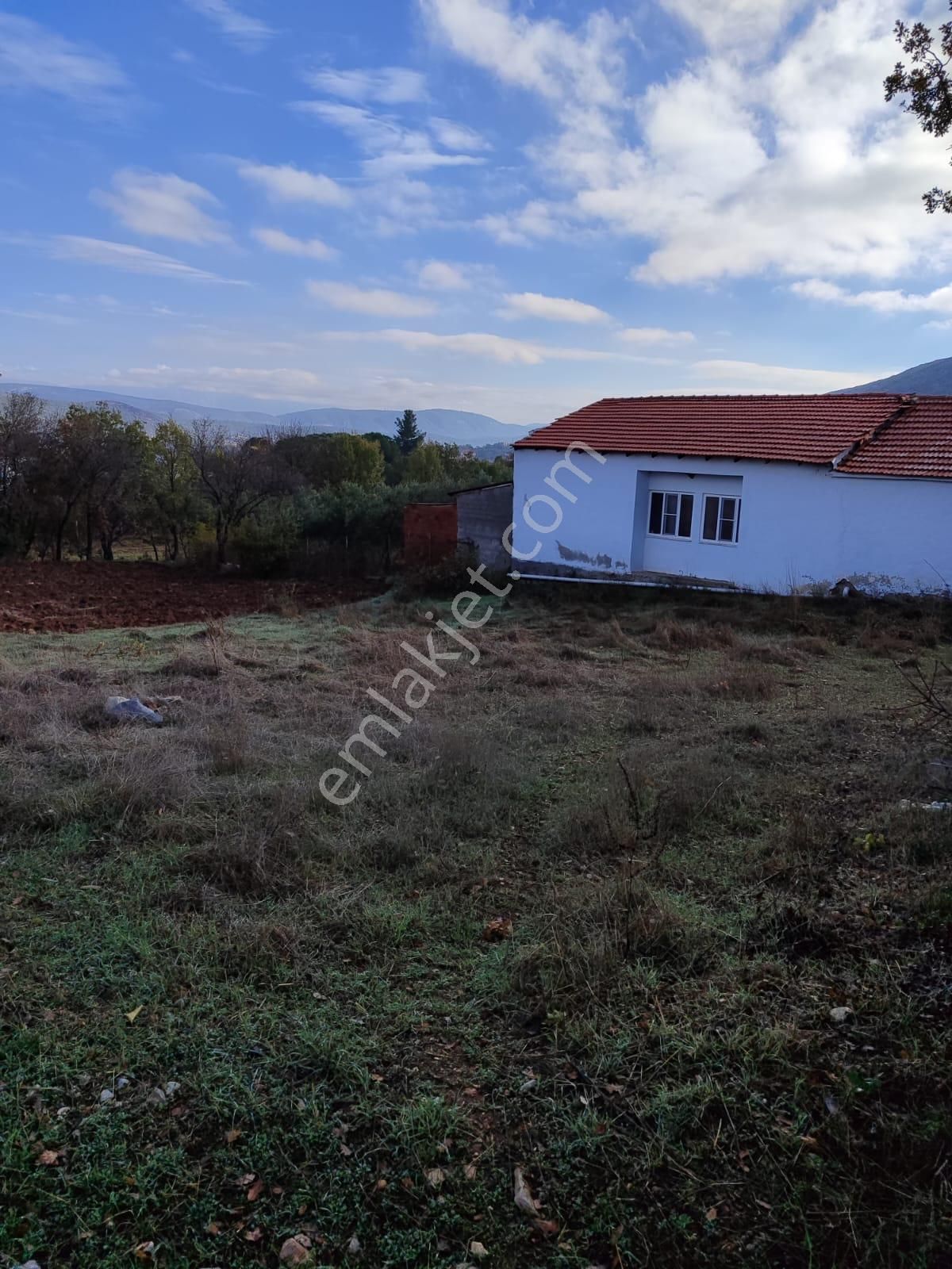 Menteşe Yerkesik Satılık Konut İmarlı Muğla Menteşe Yerkesik Te Satılık Yatırımlık Kazandıran İmarlı Arsa