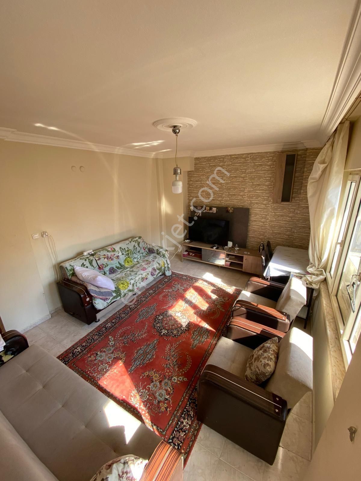 Kuşadası Türkmen Satılık Daire  ÇARŞI MERKEZDE 3+1 SATILIK DAİRE