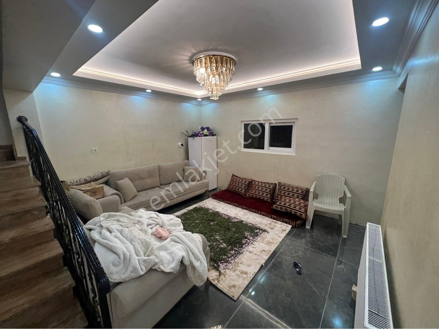 Roma'dan Yeni Mahallede Satılık Villa - Görsel 14