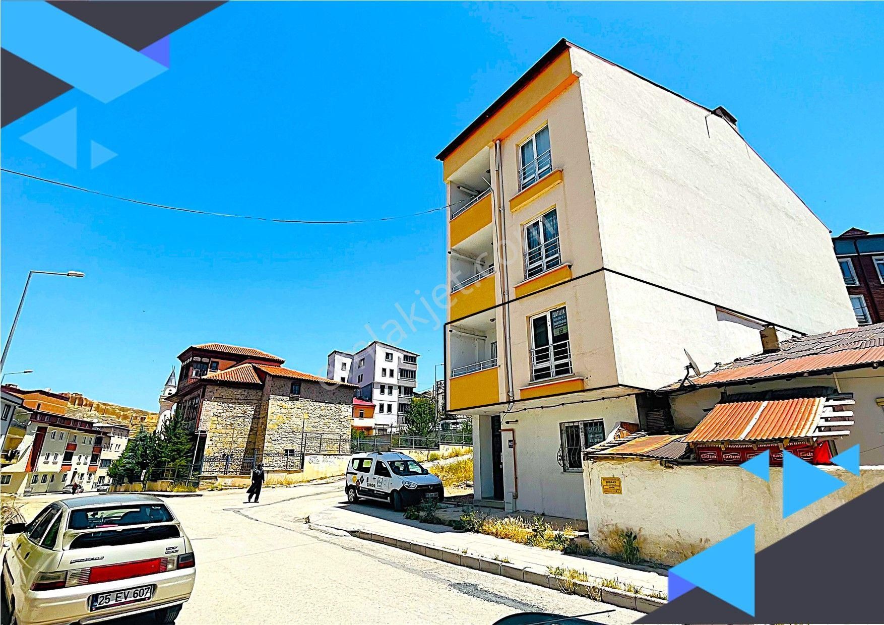 Bayburt Merkez Zahit Satılık Daire  ZAHİT MAHALLESİ, MERKEZİ KONUMDA 3+1 SATILIK DAİRE