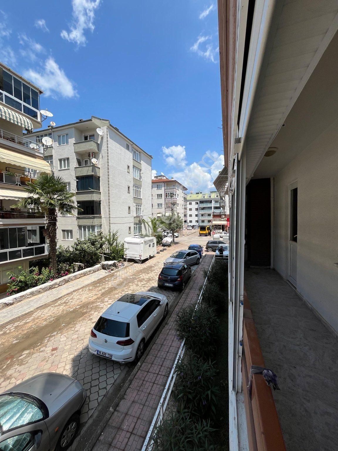 Mudanya Güzelyalı Yalı Satılık Daire GÜZELYALI YALI MAHALLESİNDE SAHİLE YAKIN ASANSÖRLÜ 2+1 SATILIK DAİRE