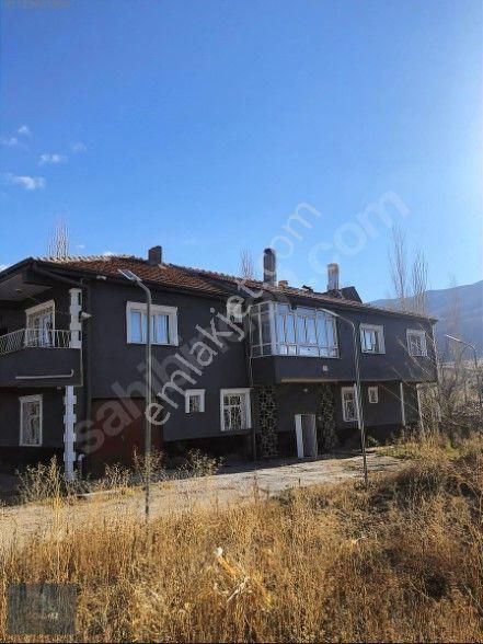 Pınarbaşı Gümüşgün Satılık Villa  SATILIK VİLLA GÜMÜŞGÜN/PINARBAŞI / KAYSERİ