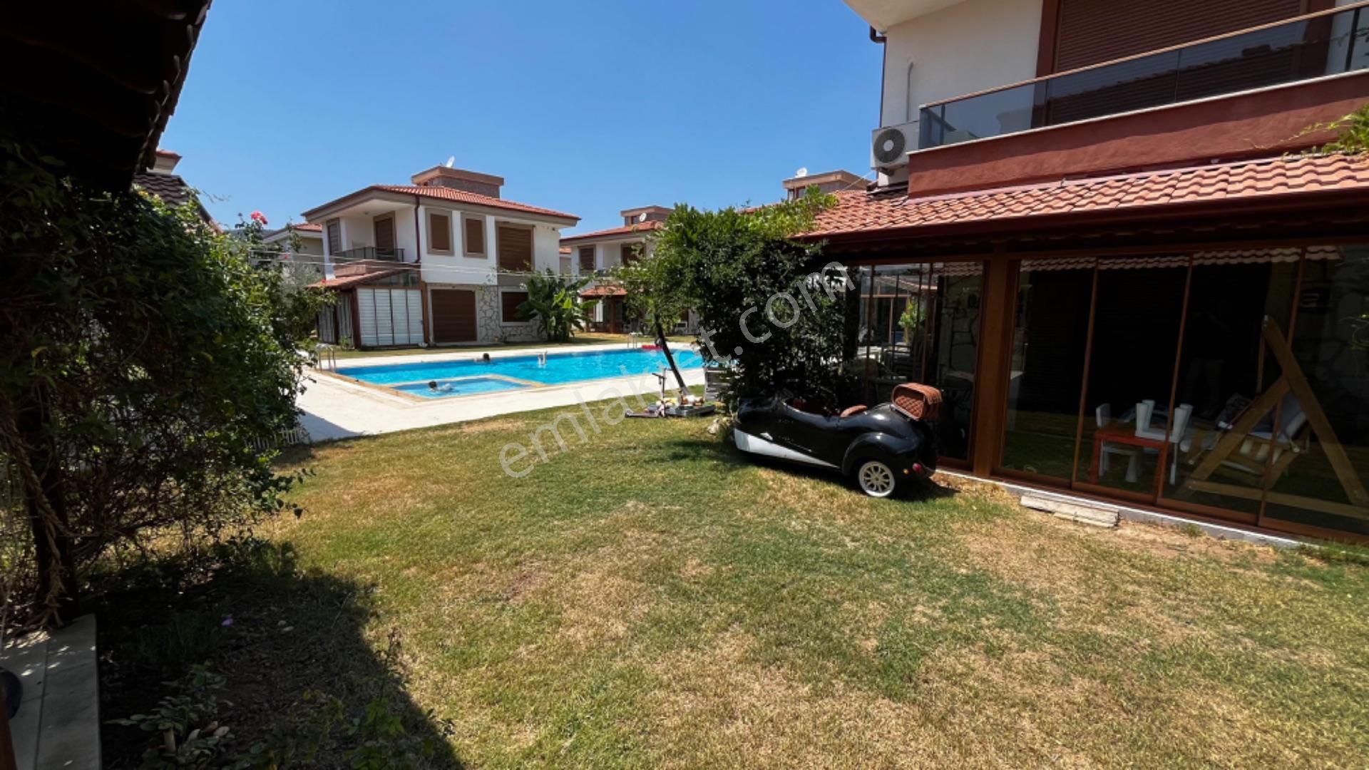 Seferihisar Cumhuriyet Satılık Villa İzmir Seferihisar Doğanbeyde Site İçi Müstakil Havuzlu Villa