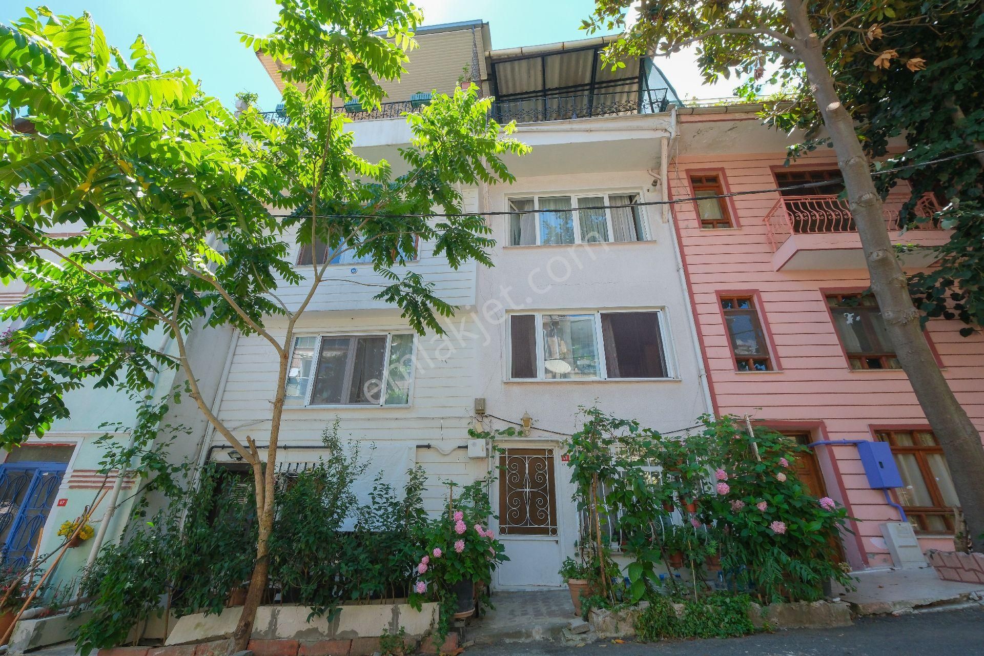 Adalar Heybeliada Satılık Daire HEYBELİDA 2+2 EŞYALI DUBLEKS SATILIK DAİRE