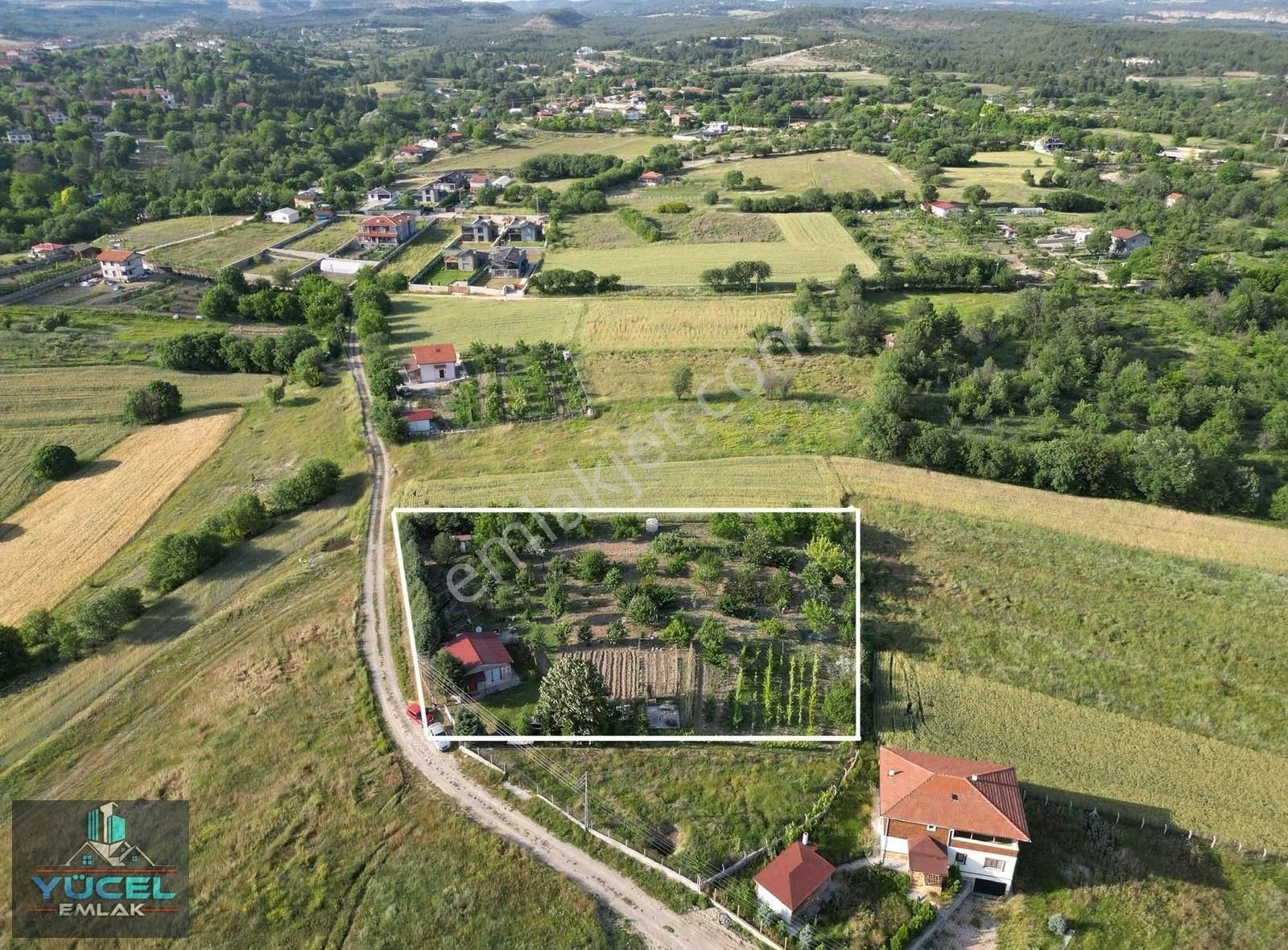 Safranbolu Yazıköy Köyü (Hisar) Satılık Tarla SAFRANBOLU YAZIKÖYDE 3.147 M2 TARLA İÇİNDE 160 ÇEŞİT AĞAÇ