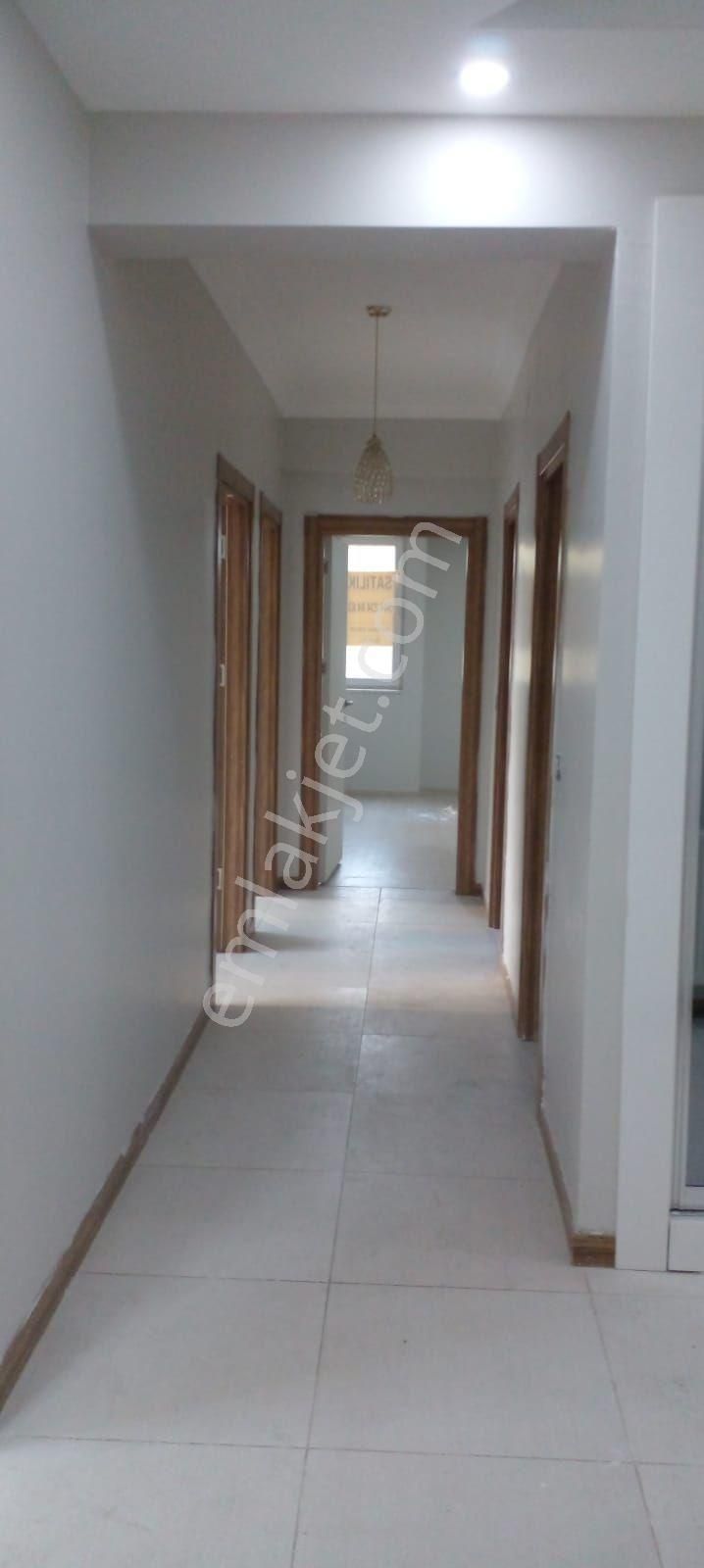 Kevser Gayrimenkulden Karaköprü Alibaba Mahallesi'nde 4+1 Satılık Daire - Görsel 9