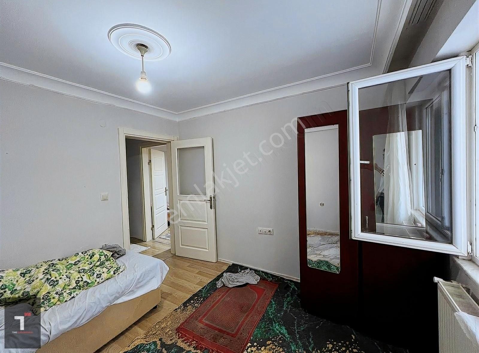 Nilüfer Dumlupınar Satılık Daire MERKEZİ KONUM 2+1 EMSALLERİNDEN GENİŞ SATILIK DAİRE!!