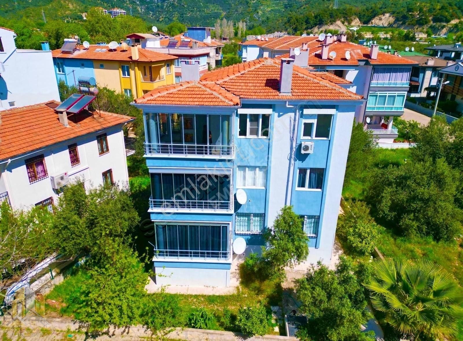 Edremit Şahindere Satılık Daire EMLAK-58,DEN ALTINOLUK MERKEZDE 2+1 AÇIK MUTFAK MASRAFSIZ DAİRE