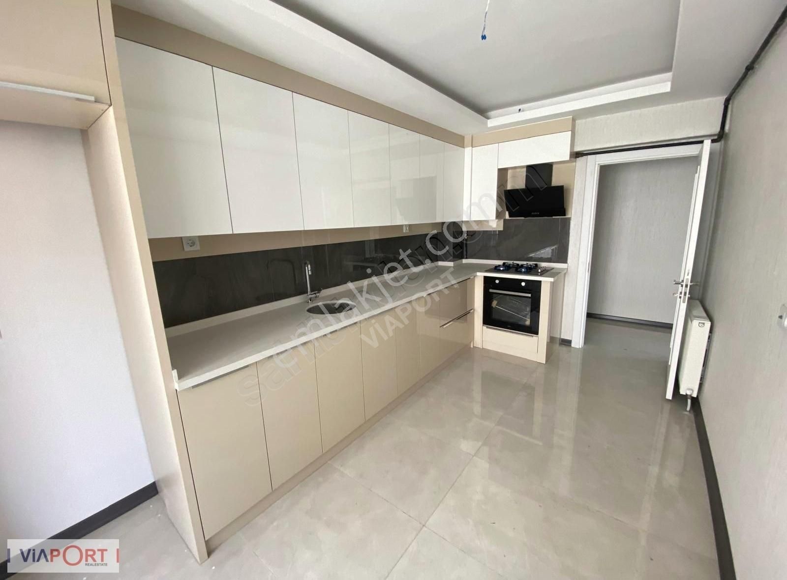 Etimesgut Elvan Satılık Daire ETİMESGUT ELVAN MAH. EBEVEYN BANYOLU 3+1 SATILIK DAİRE