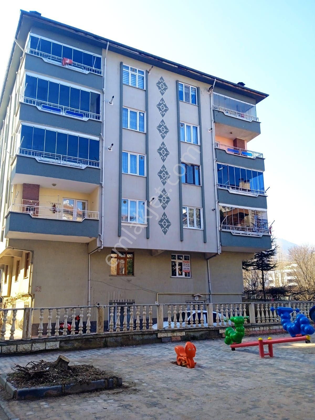 Tokat Merkez Yeniyurt Mah.universiteye Yakin Mevkide.kiralik Daire.