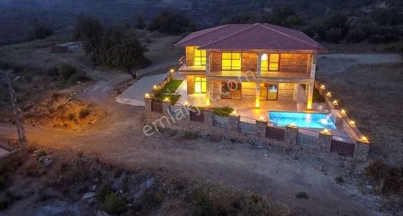Alanya İncekum'da Satılık Taş Otantik Özel Yapım Havuzlu Villa - Görsel 8