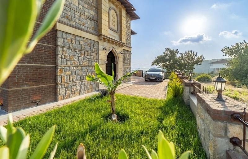 Alanya İncekum'da Satılık Taş Otantik Özel Yapım Havuzlu Villa - Görsel 14