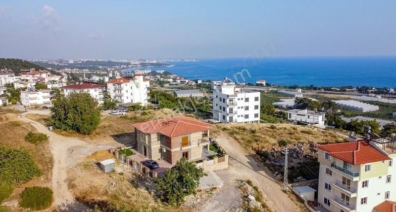 Alanya İncekum'da Satılık Taş Otantik Özel Yapım Havuzlu Villa - Görsel 11