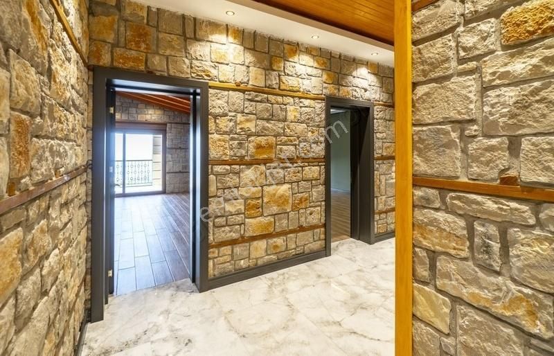 Alanya İncekum'da Satılık Taş Otantik Özel Yapım Havuzlu Villa - Görsel 20