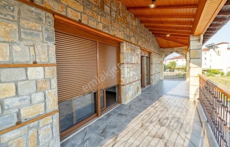 Alanya İncekum'da Satılık Taş Otantik Özel Yapım Havuzlu Villa - Görsel 10