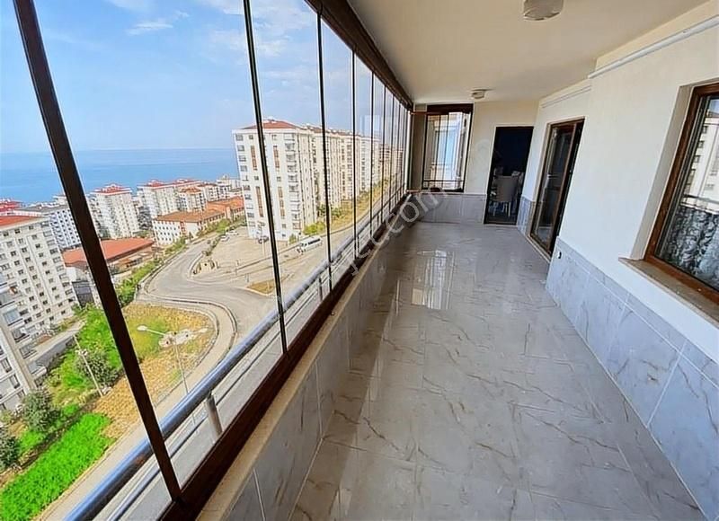 Akçaabat Yıldızlı Kiralık Daire HATİPOĞLU GAYRİMENKULDEN EŞYALI KİRALIK 3+1 175 M2 DAİRE