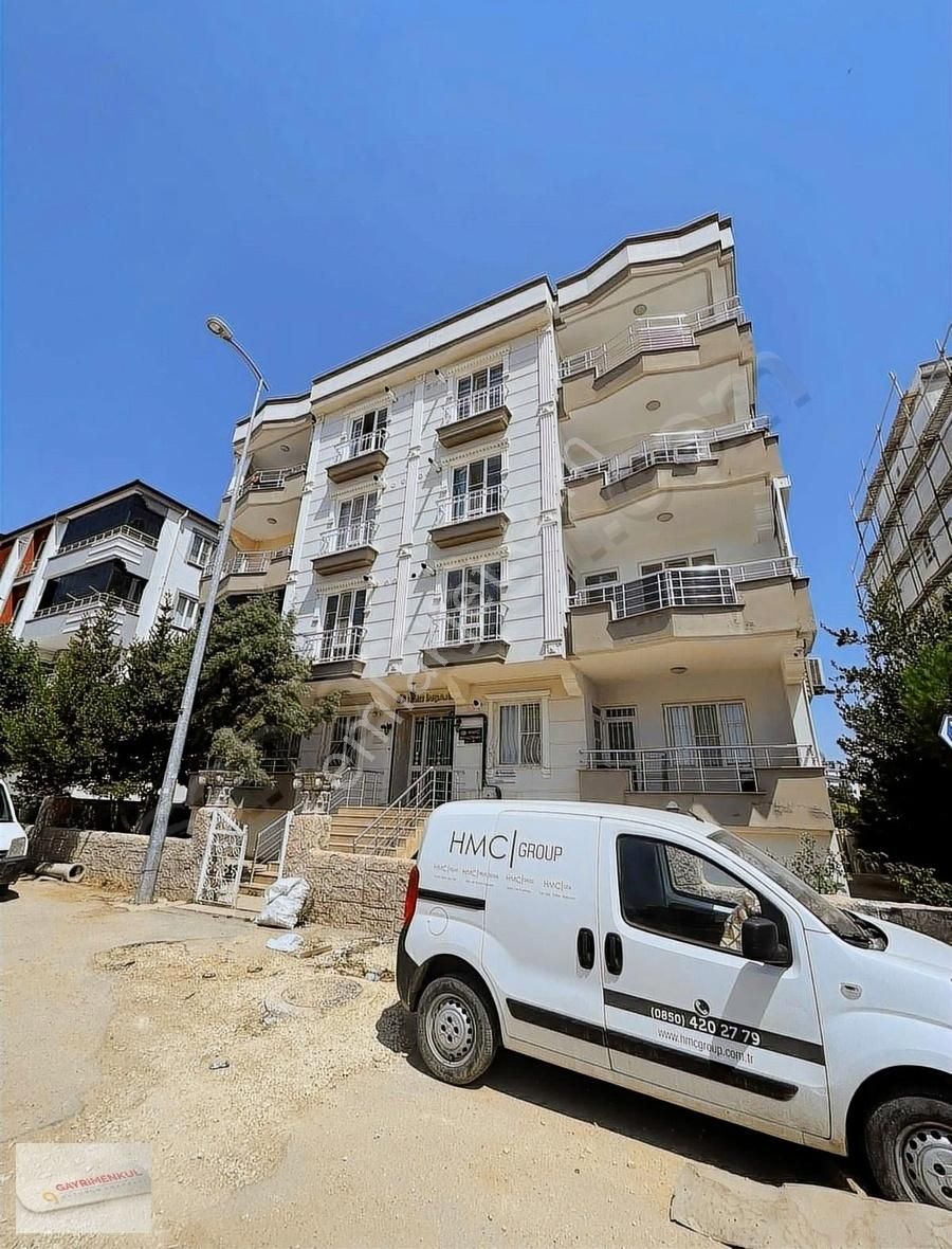 Kilis Merkez Ebulüle Satılık Daire ÜNİVERSİTE EMLAKTAN SATILIK 3+1 DAİRE