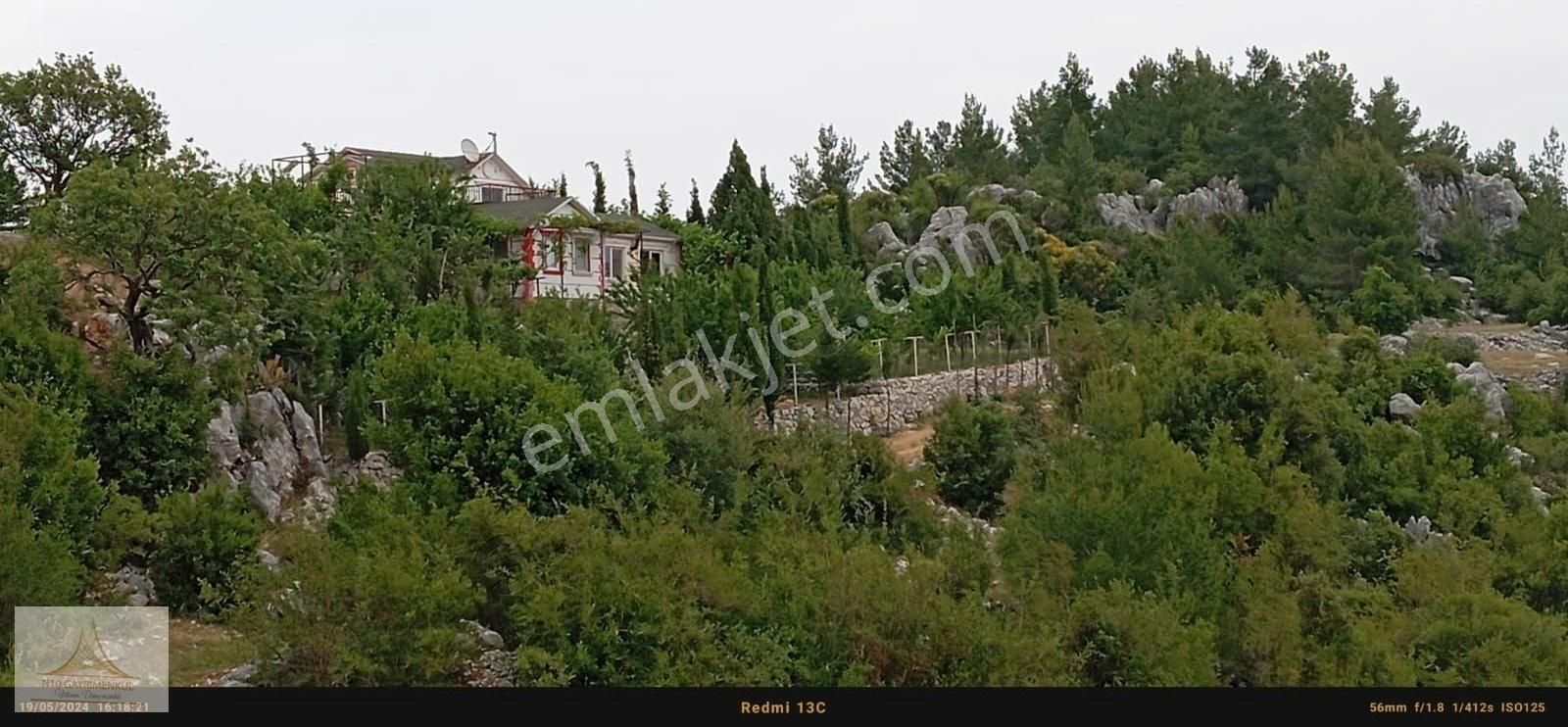 Bucak Kızılseki Köyü (Sinanbaba) Satılık Tarla Bucak Kizilsekide Ful donanimli Ciftlik