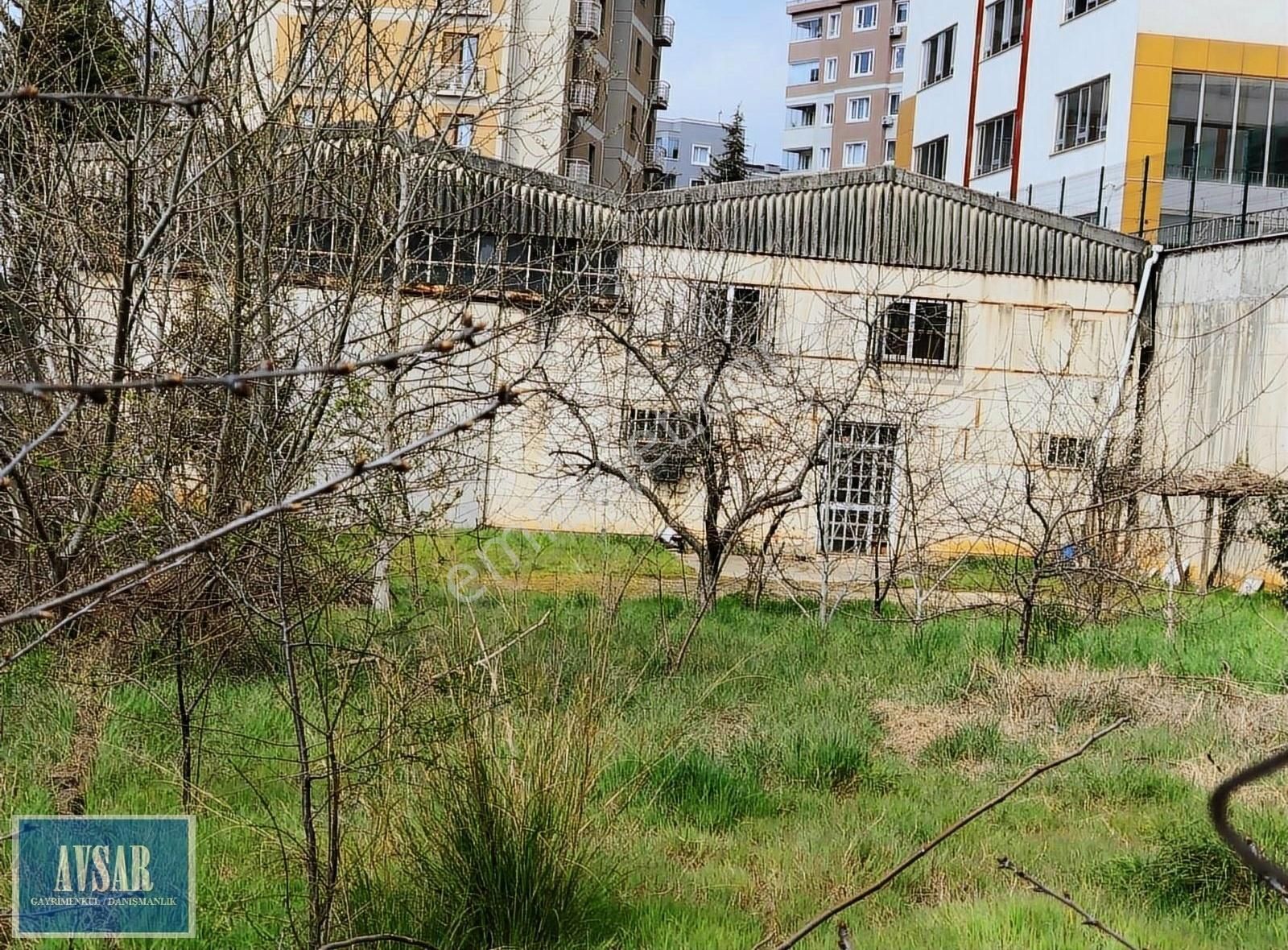 Çekmeköy Mimar Sinan Satılık Fabrika ÇEKMEKÖYDE 1625 m2 SATILIK ARSA( İÇİNDE 500 M2 KAPALI ALAN VAR)